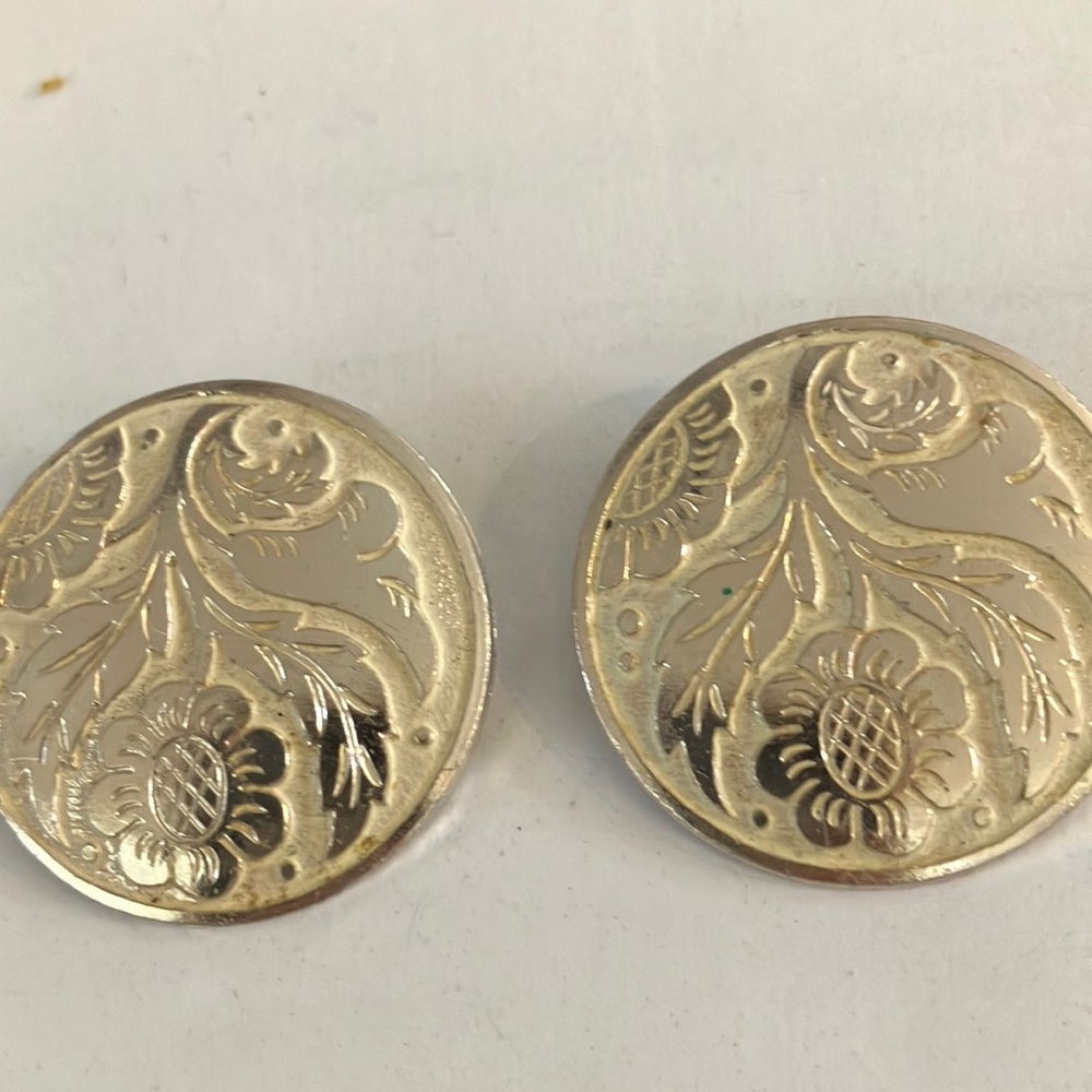 FINAL MARKDOWN Etched looking clip on earrings